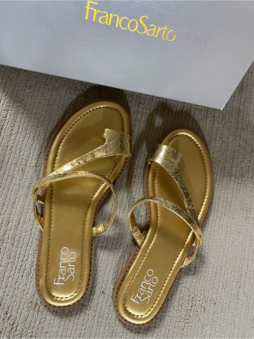 Franco Sarto Metallic Gold Crisscross Slip-On Sandals Style: Jeniro SZ: 8 womens